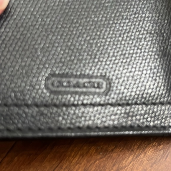 Coach Signature Embossed Leather black Vintage Bifold Wallet with dust bag - Picture 5 of 13